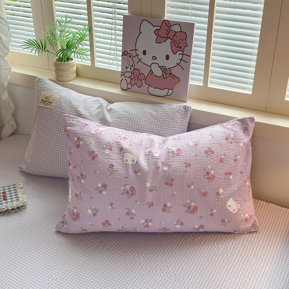 91家纺网 家纺一手货源 找家纺 奈颜 2026新款贴标款A类超柔泡芙纱印花四件套 猫团浅紫