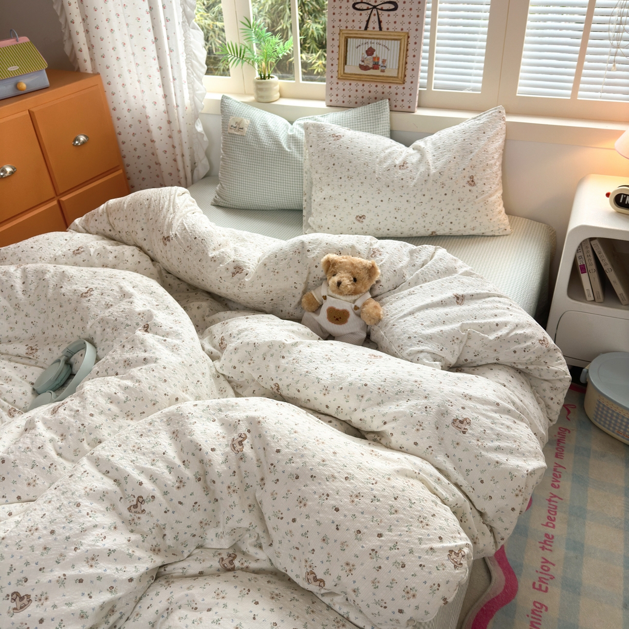 91家纺网 家纺一手货源 找家纺 奈颜 2026新款贴标款A类超柔泡芙纱印花四件套 木马花园