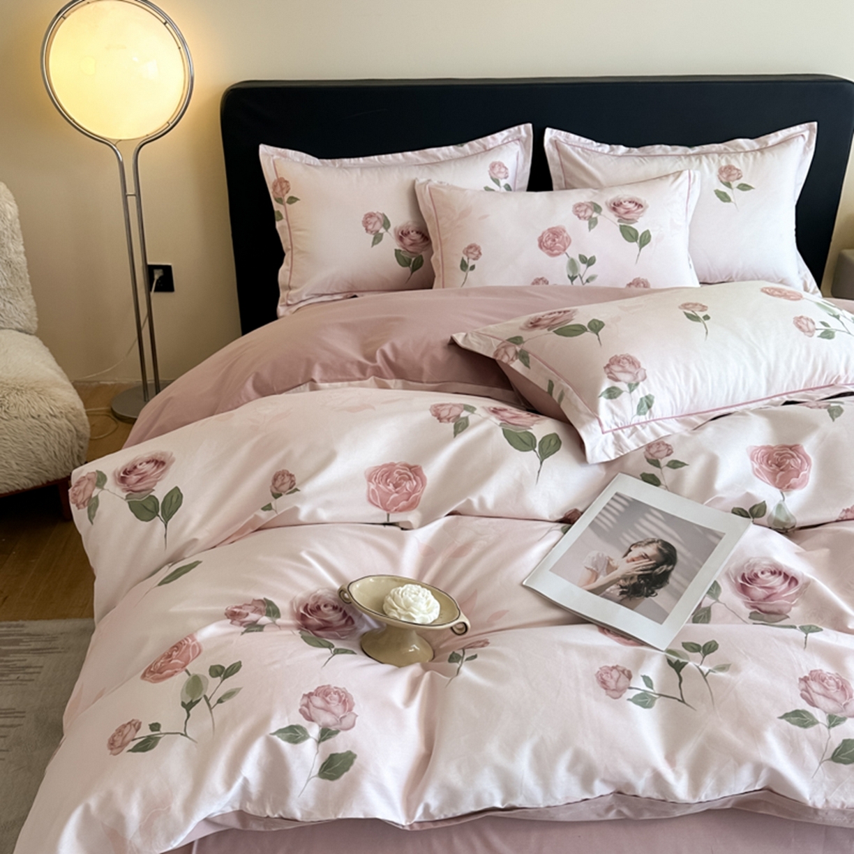 91家纺网 家纺一手货源 找家纺 格里芬家纺 2026新款全棉纯棉40S精梳棉13376印花四件套 苏珊-粉