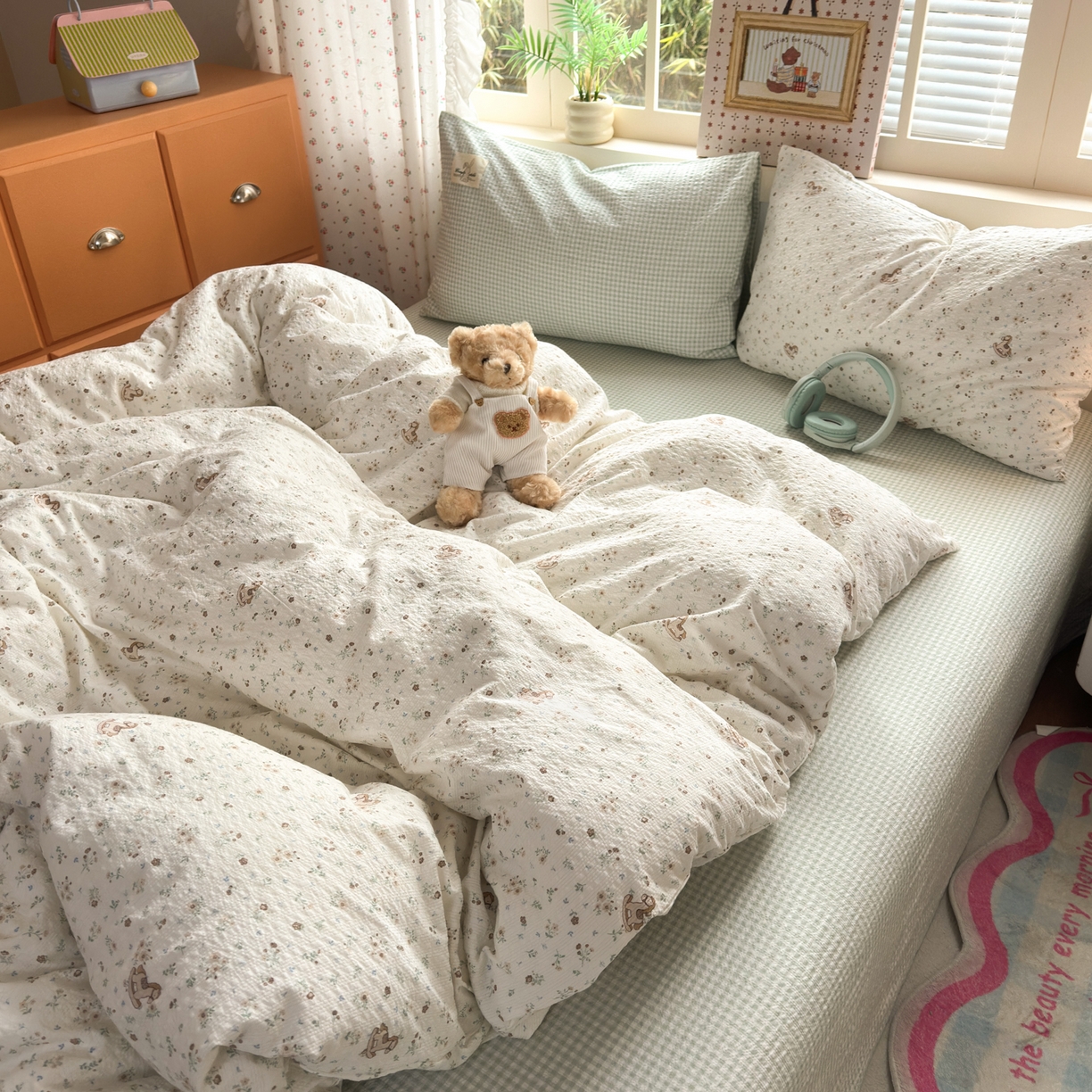 91家纺网 家纺一手货源 找家纺 奈颜 2026新款贴标款A类超柔泡芙纱印花四件套 木马花园