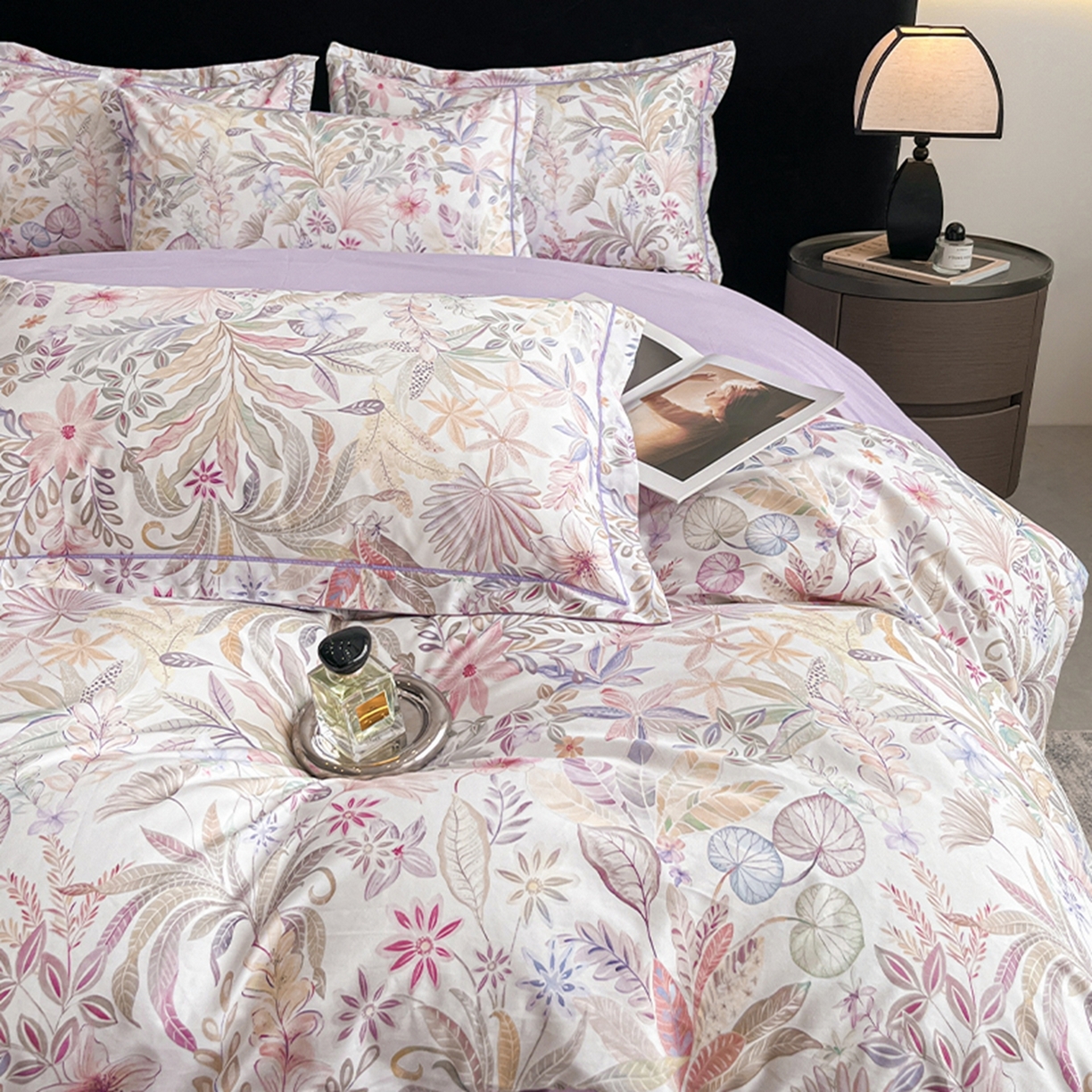 91家纺网 家纺一手货源 找家纺 格里芬家纺 2026新款全棉纯棉40S精梳棉13376印花四件套 晚宁-紫