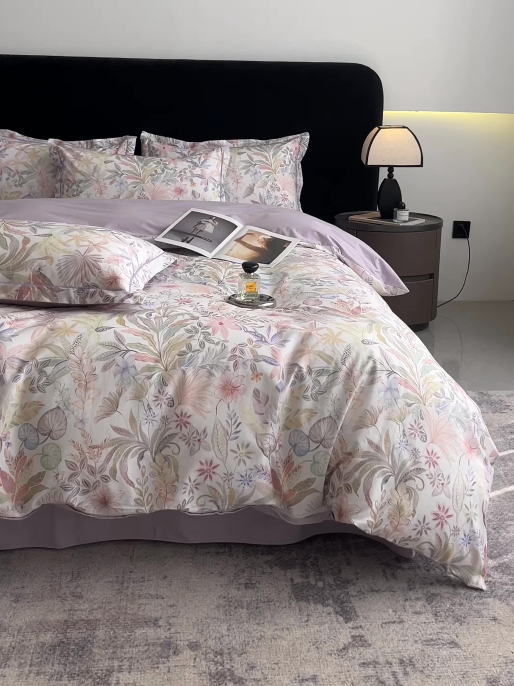 91家纺网 家纺一手货源 找家纺 格里芬家纺 2026新款全棉纯棉40S精梳棉13376印花四件套 晚宁-紫