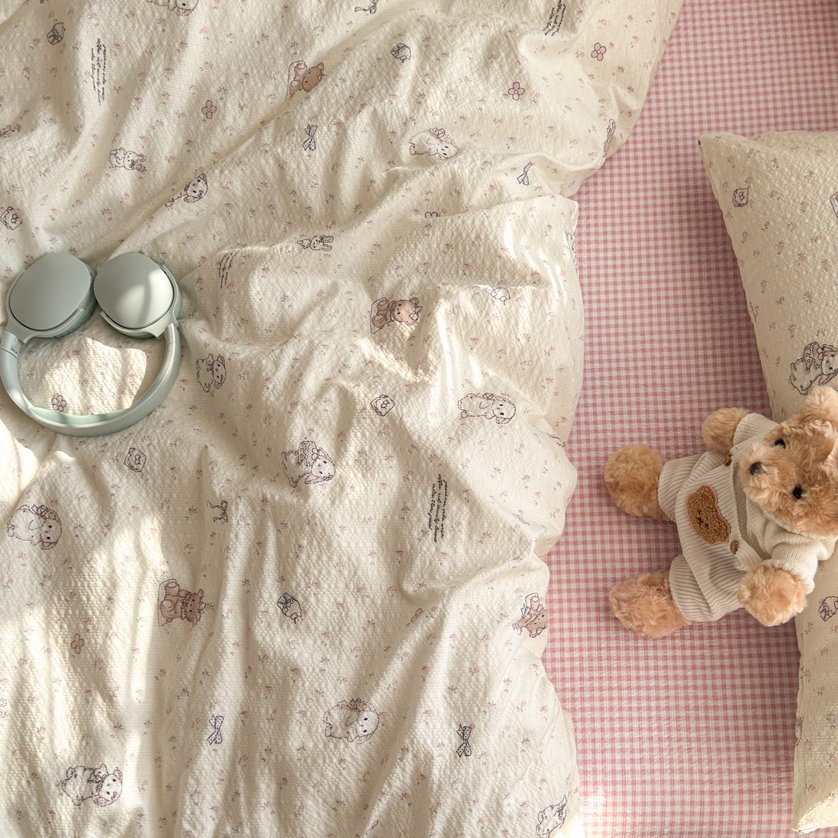 91家纺网 家纺一手货源 找家纺 奈颜 2026新款贴标款A类超柔泡芙纱印花四件套 田园兔