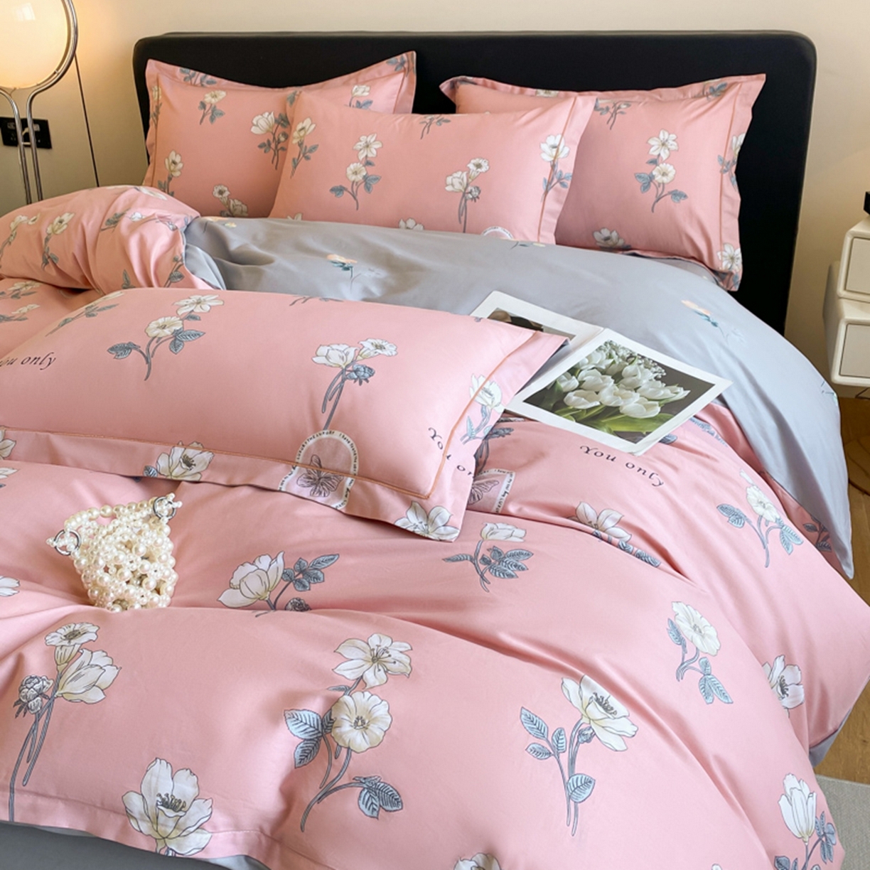 91家纺网 家纺一手货源 找家纺 格里芬家纺 2026新款全棉纯棉40S精梳棉13376印花四件套 阳光花朵