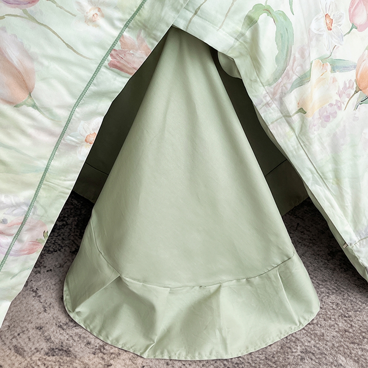 91家纺网 家纺一手货源 找家纺 格里芬家纺 2026新款全棉纯棉40S精梳棉13376印花四件套 野圃寻芳-绿