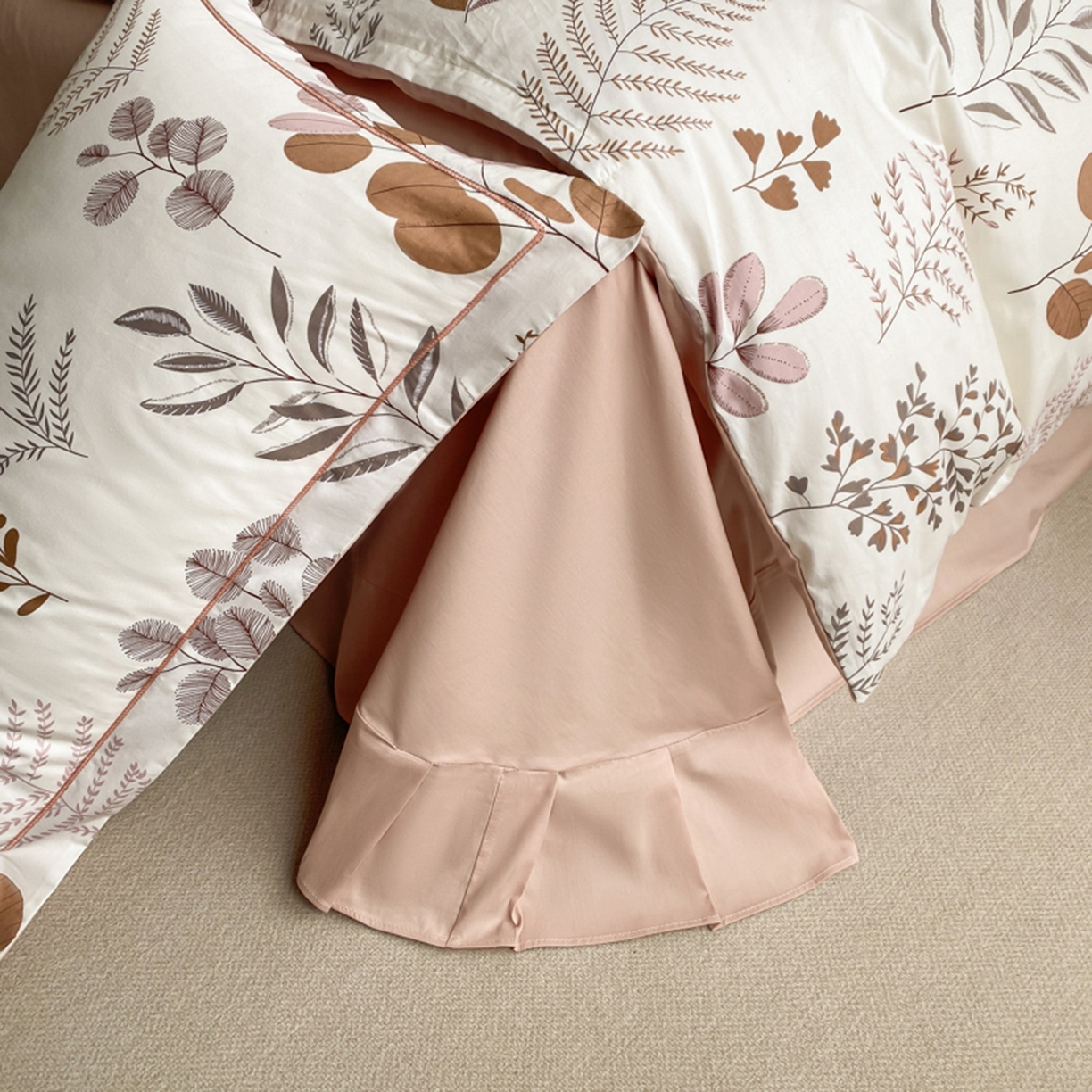 91家纺网 家纺一手货源 找家纺 格里芬家纺 2026新款全棉纯棉40S精梳棉13376印花四件套 叶叶私语