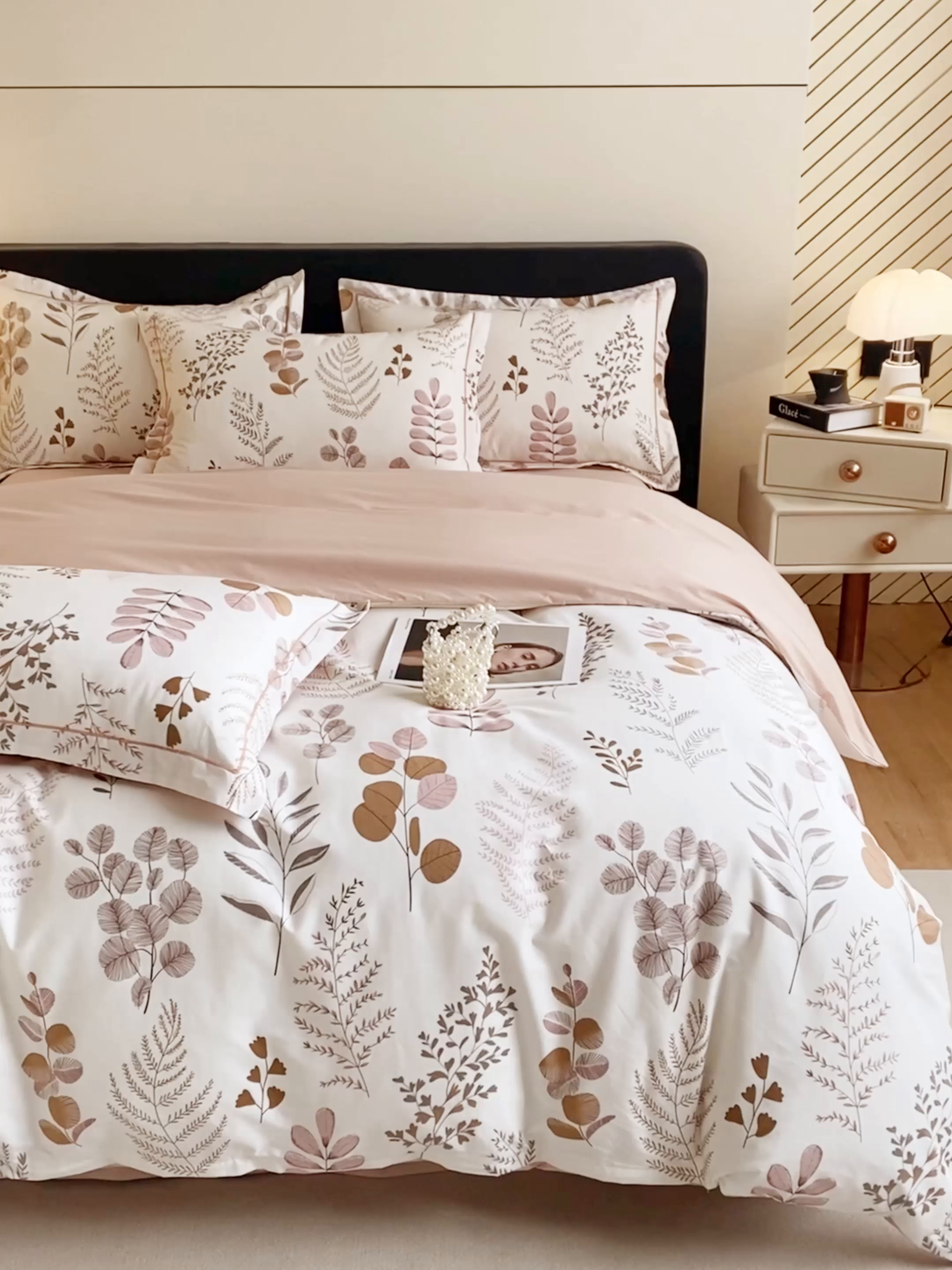 91家纺网 家纺一手货源 找家纺 格里芬家纺 2026新款全棉纯棉40S精梳棉13376印花四件套 叶叶私语