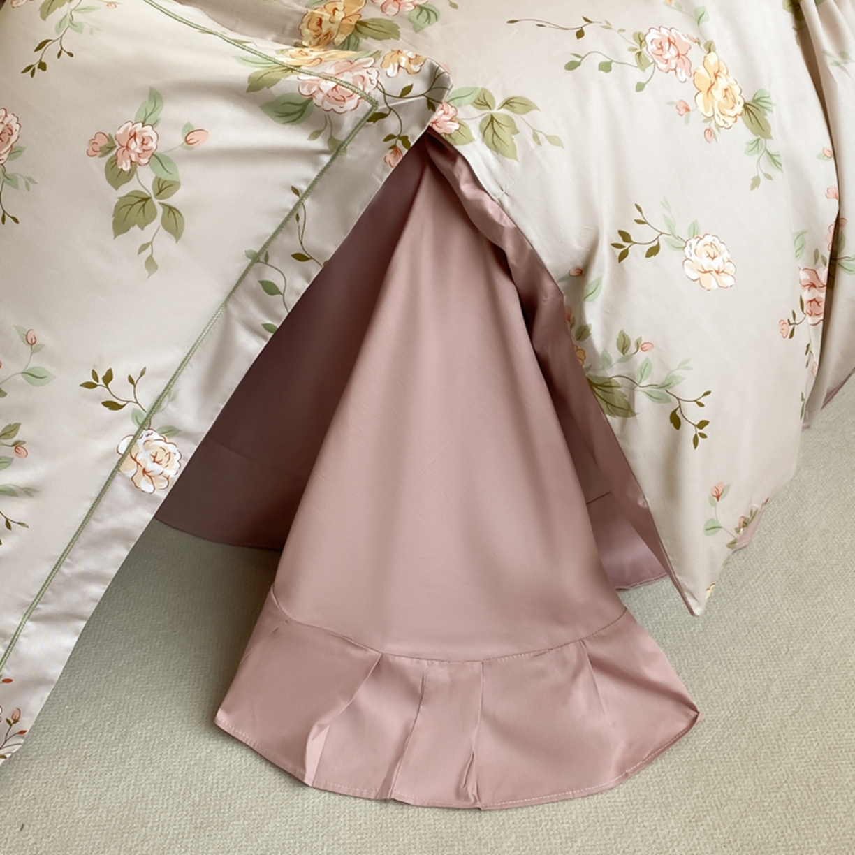 91家纺网 家纺一手货源 找家纺 格里芬家纺 2026新款全棉纯棉40S精梳棉13376印花四件套 一瞬绽放