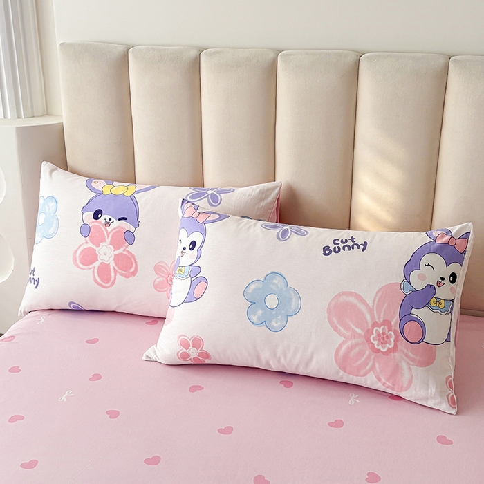 91家纺网 家纺一手货源 找家纺 宇彬家纺 2025直播新款13070全棉纯棉印花单双人被套喷气小清新简约热款学生被罩粉色兔宠