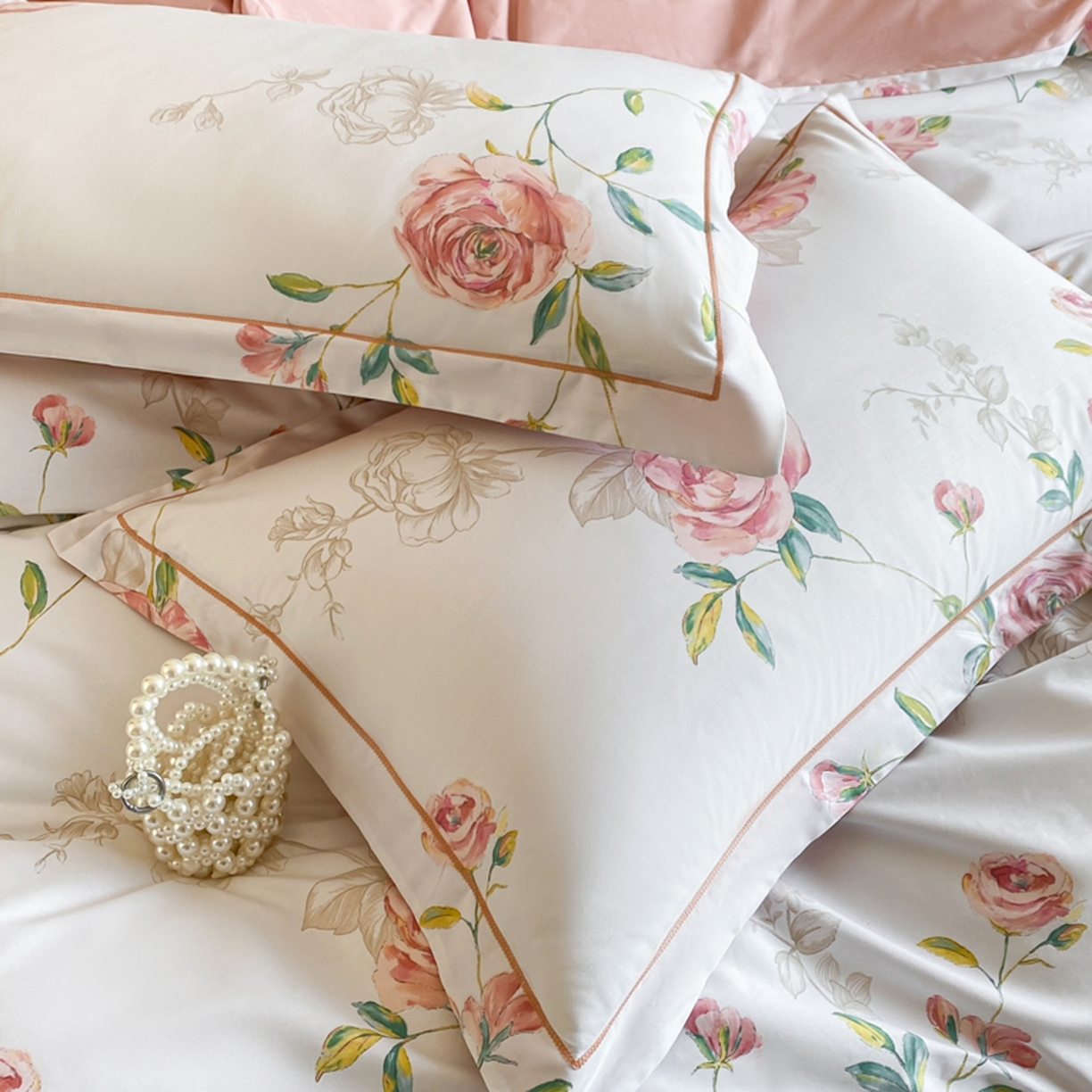 91家纺网 家纺一手货源 找家纺 格里芬家纺 2026新款全棉纯棉40S精梳棉13376印花四件套 依梦