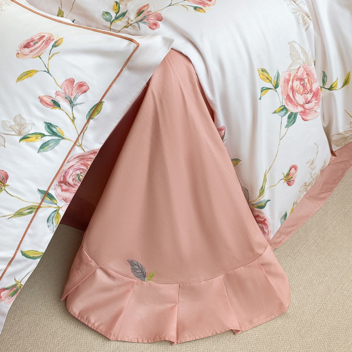 91家纺网 家纺一手货源 找家纺 格里芬家纺 2026新款全棉纯棉40S精梳棉13376印花四件套 依梦