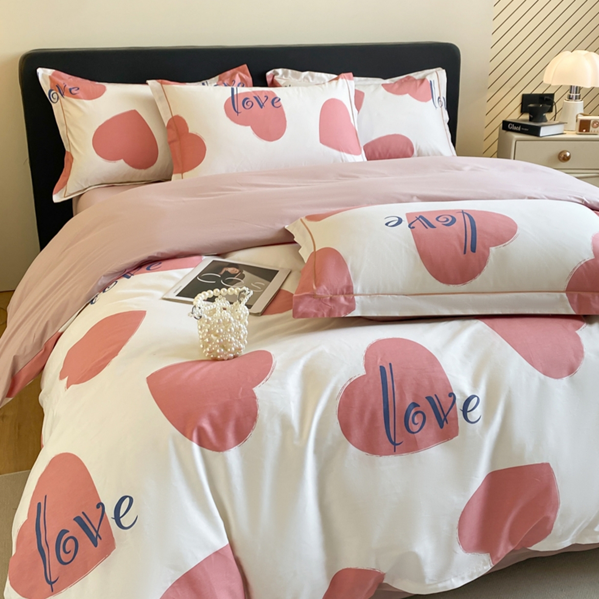 91家纺网 家纺一手货源 找家纺 格里芬家纺 2026新款全棉纯棉40S精梳棉13376印花四件套 幽香恋曲