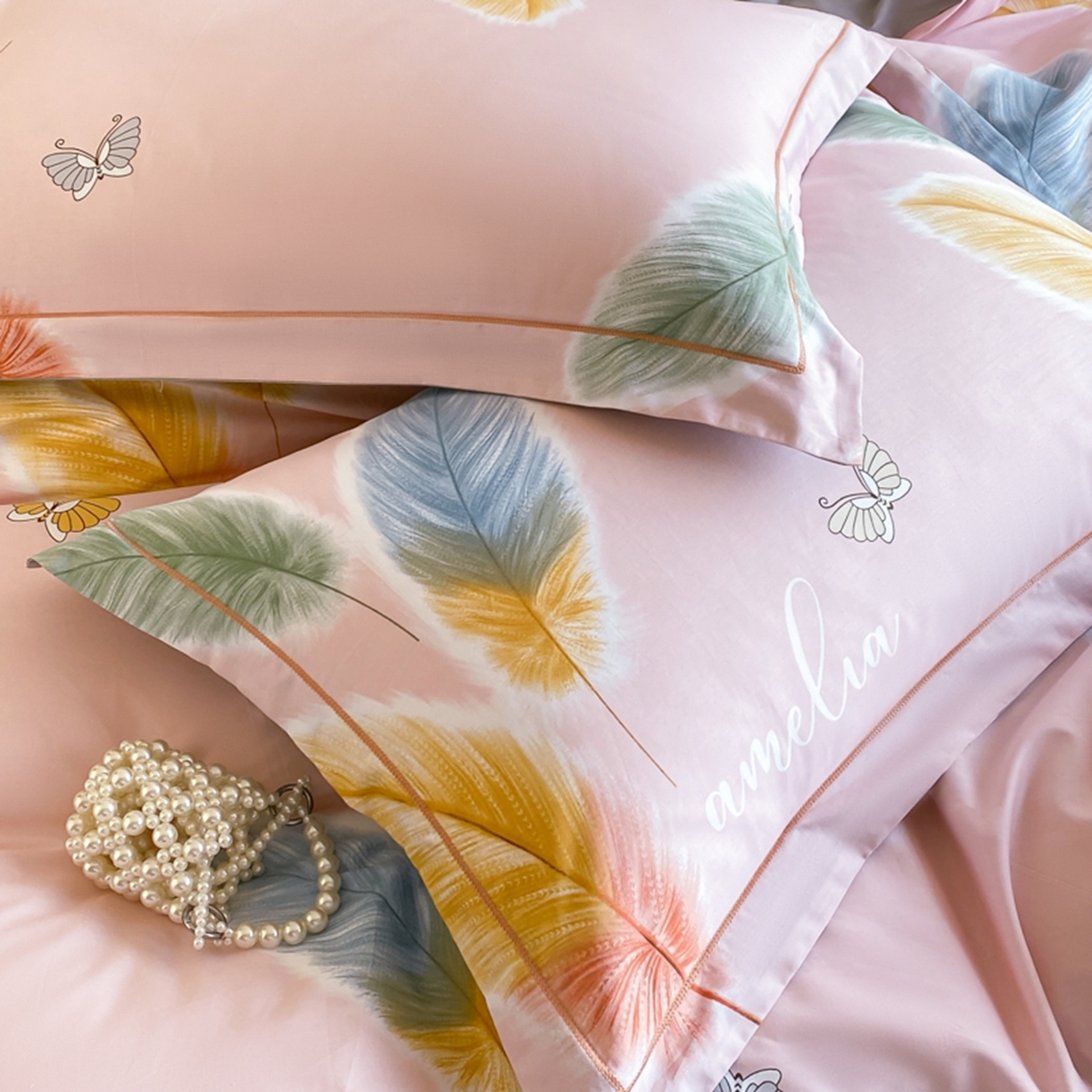 91家纺网 家纺一手货源 找家纺 格里芬家纺 2026新款全棉纯棉40S精梳棉13376印花四件套 雨蝶-粉