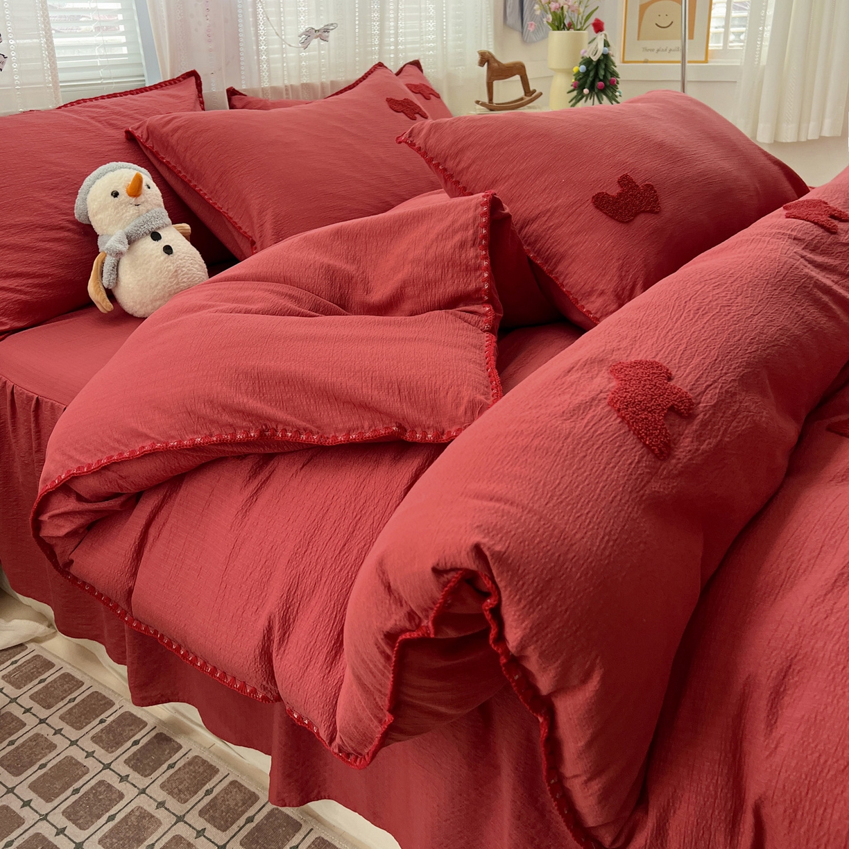 91家纺网 家纺一手货源 找家纺 （总）富米莱（原臻工厂） 2026新款奶呼呼云感纱贝壳边毛巾绣四件套-小飞马