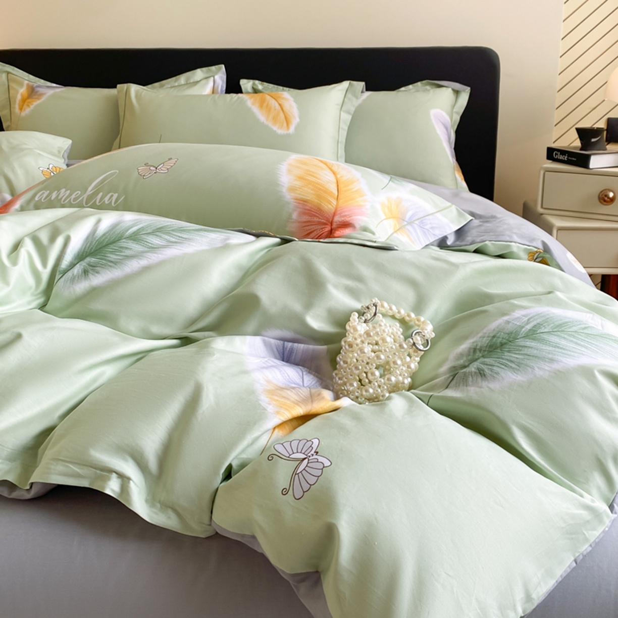 91家纺网 家纺一手货源 找家纺 格里芬家纺 2026新款全棉纯棉40S精梳棉13376印花四件套 雨蝶-绿