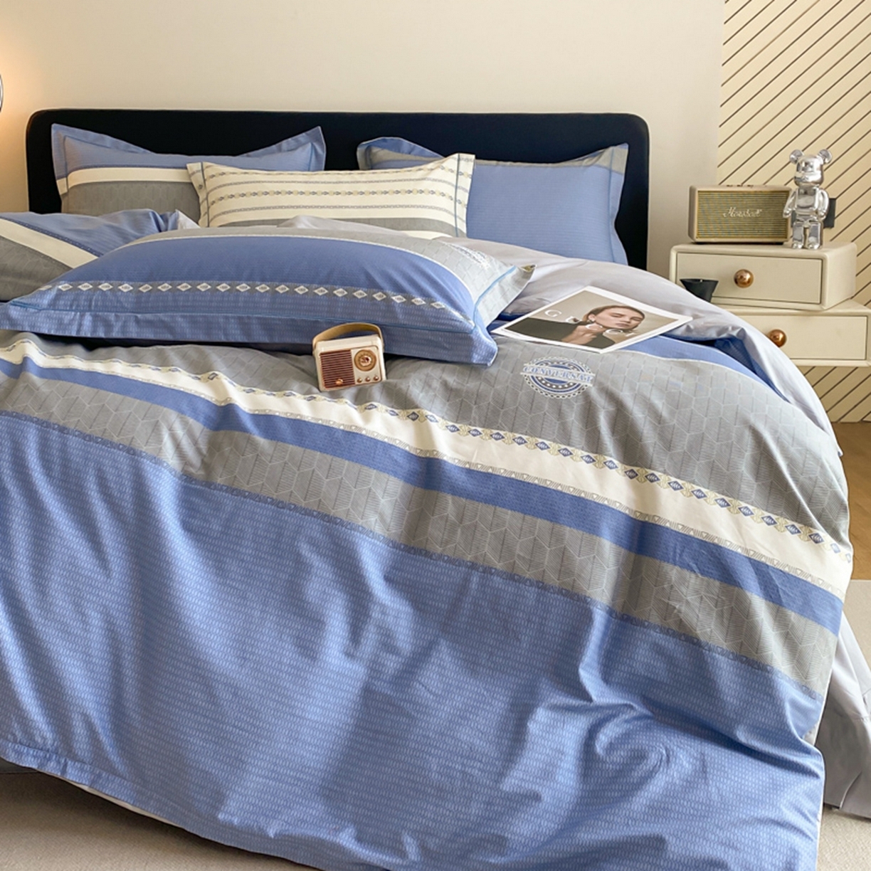 91家纺网 家纺一手货源 找家纺 格里芬家纺 2026新款全棉纯棉40S精梳棉13376印花四件套 语格-兰