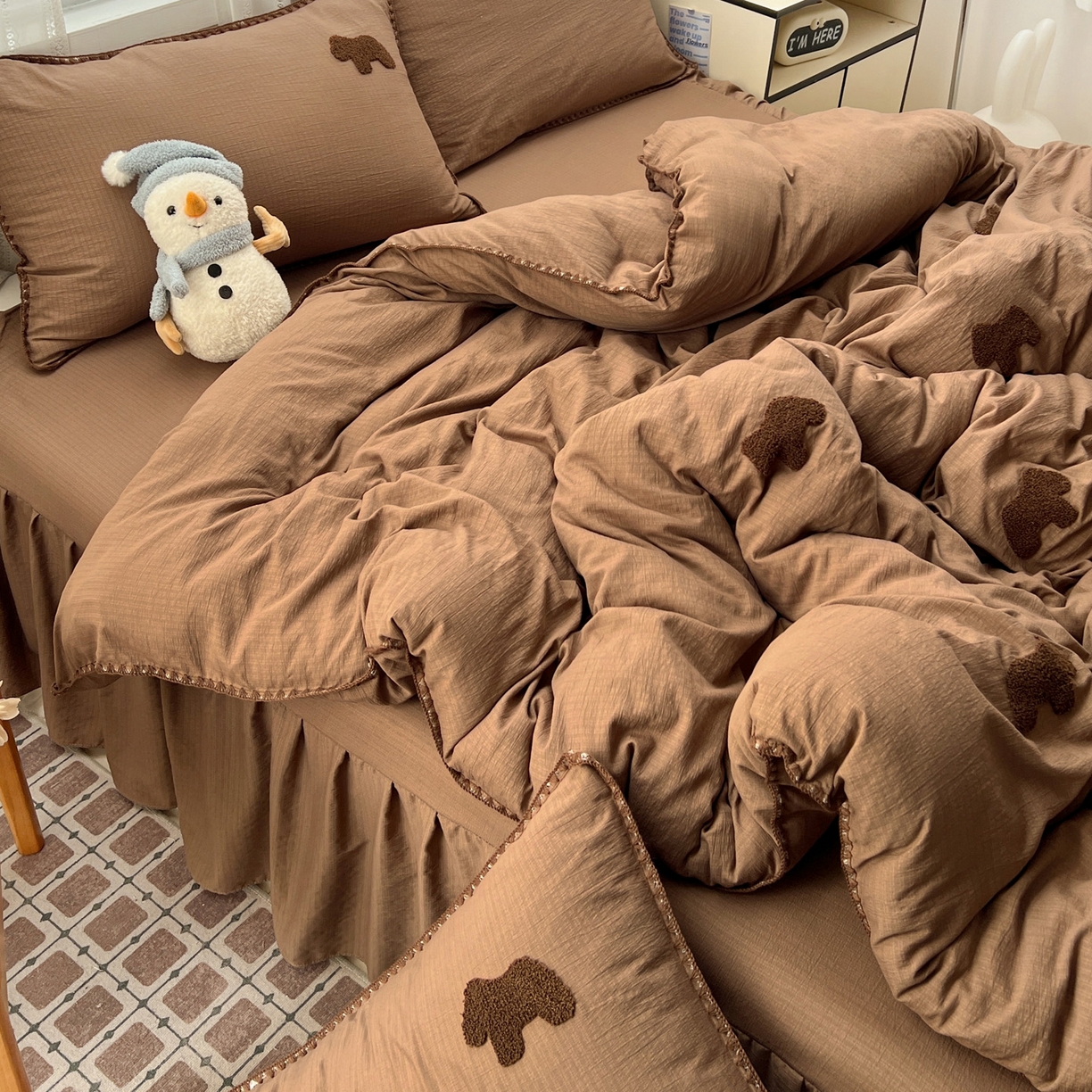 91家纺网 家纺一手货源 找家纺 富米莱（原臻工厂） 2026新款奶呼呼云感纱贝壳边毛巾绣四件套-小飞马 小飞马一咖