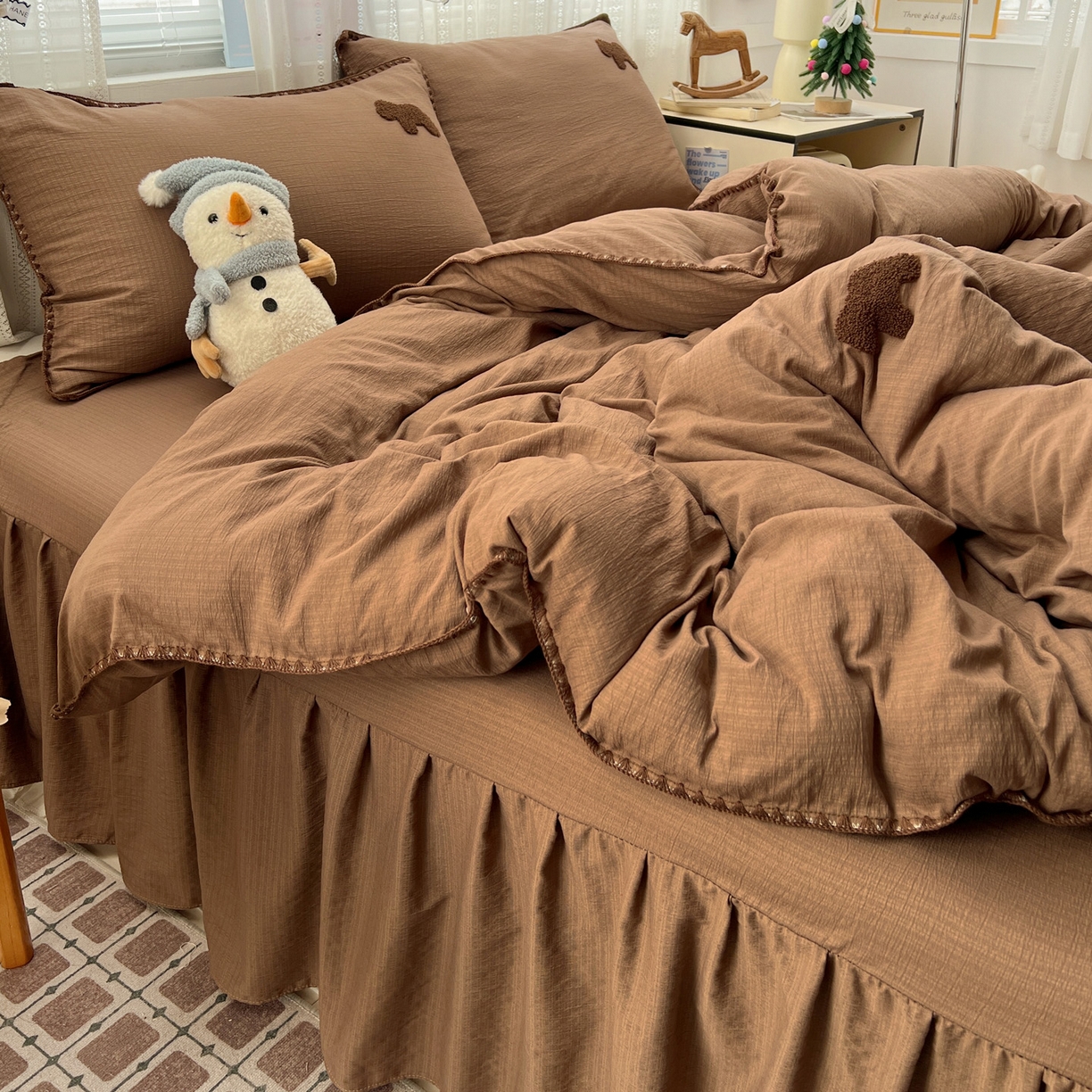 91家纺网 家纺一手货源 找家纺 富米莱（原臻工厂） 2026新款奶呼呼云感纱贝壳边毛巾绣四件套-小飞马 小飞马一咖