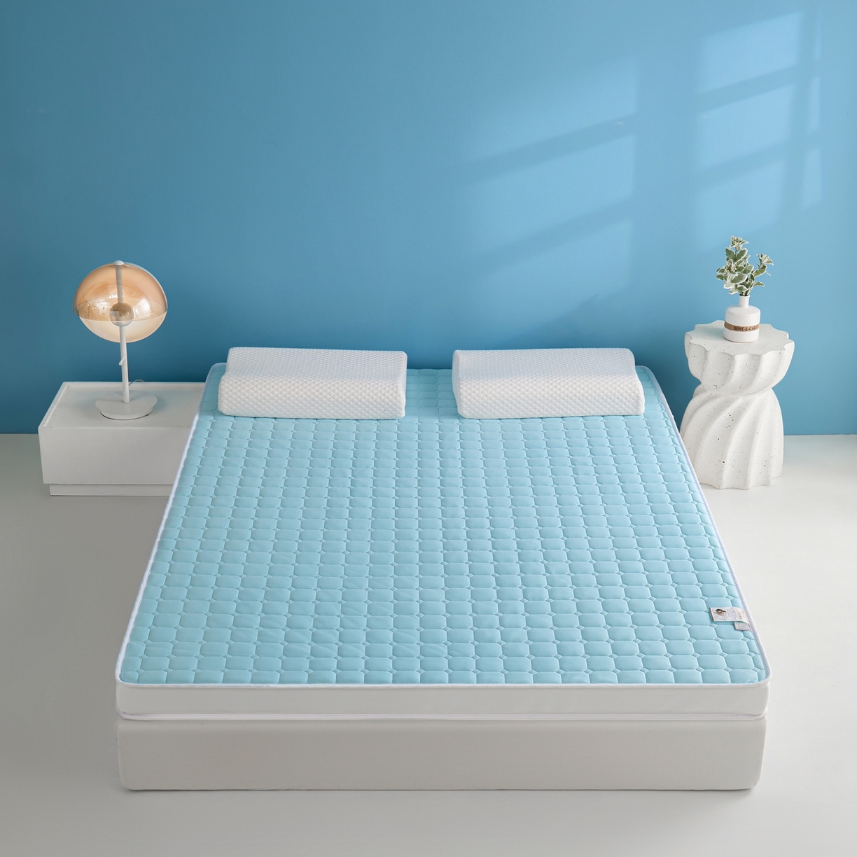 91家纺网 家纺一手货源 找家纺 娇逸家居 2026新款简约记忆海绵床垫-大床图 方格海兰