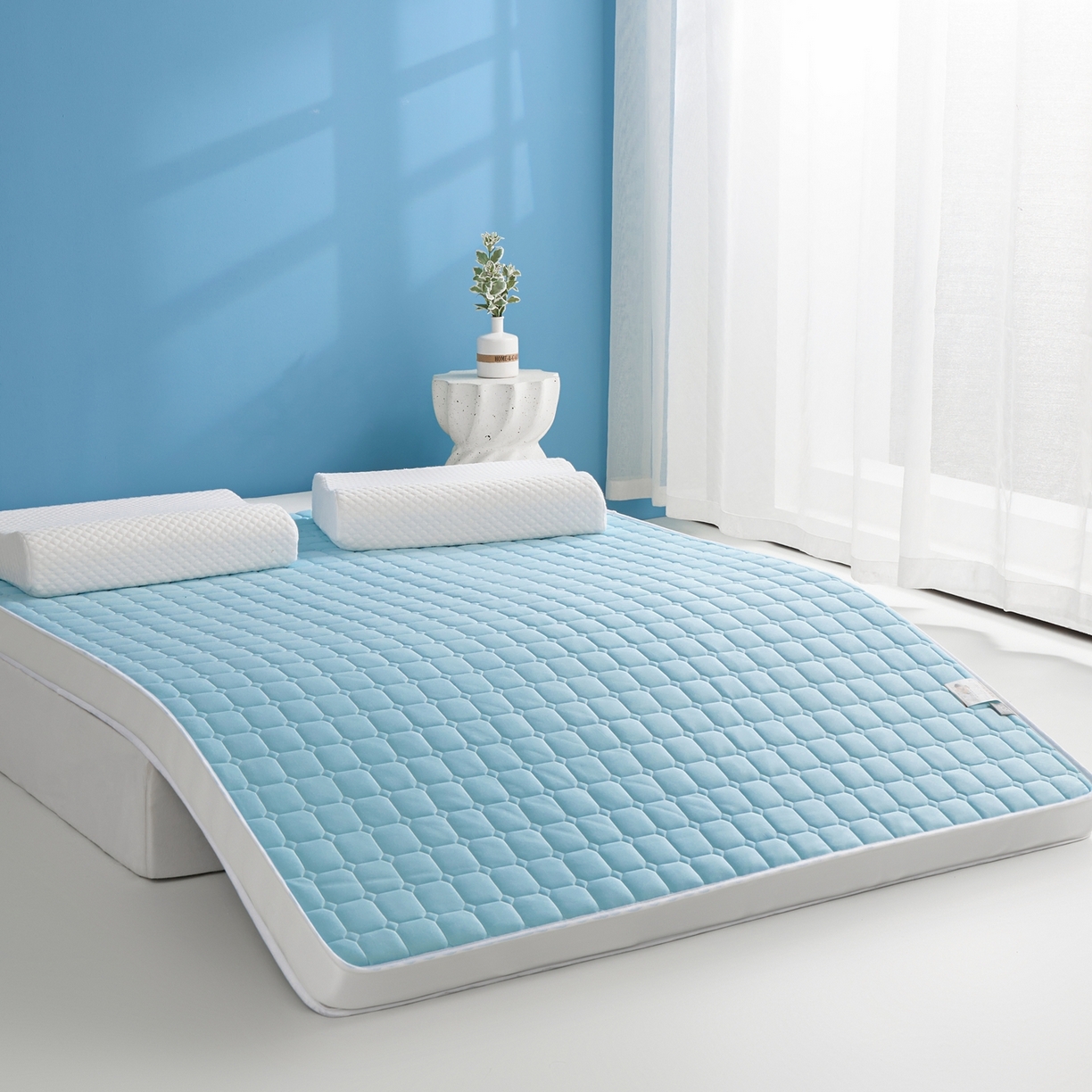 91家纺网 家纺一手货源 找家纺 娇逸家居 2026新款简约记忆海绵床垫-大床图 方格海兰