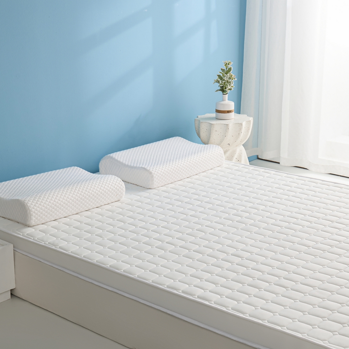 91家纺网 家纺一手货源 找家纺 娇逸家居 2026新款简约记忆海绵床垫-大床图 方格奶白