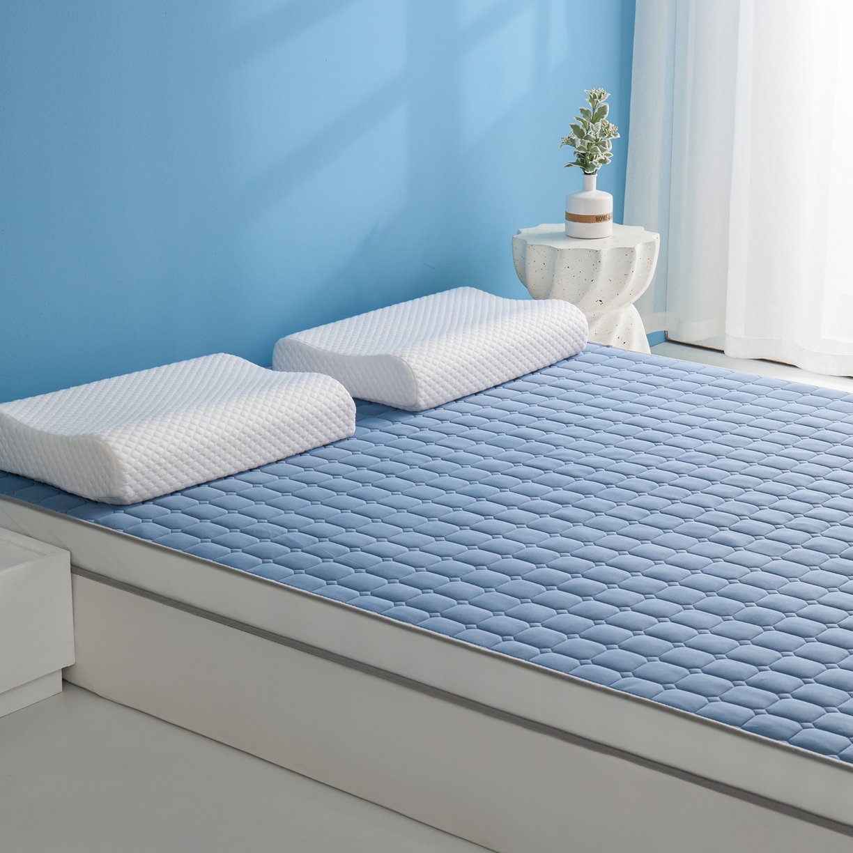 91家纺网 家纺一手货源 找家纺 娇逸家居 2026新款简约记忆海绵床垫-大床图 方格深蓝