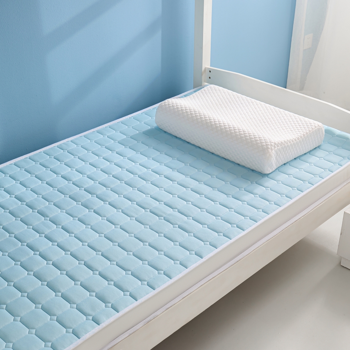 91家纺网 家纺一手货源 找家纺 （总）娇逸家居 2026新款简约记忆海绵床垫-小床图