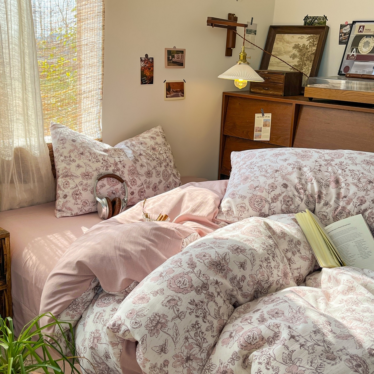 91家纺网 家纺一手货源 找家纺 金梦拉家纺 2026新款色织棉麻棉纱小露麻四件套 粉绘花影