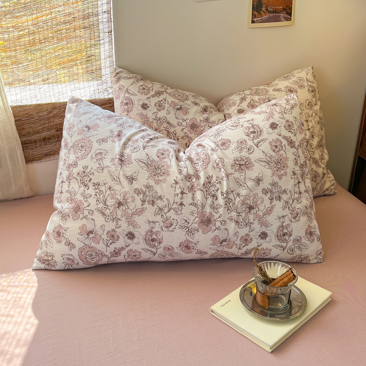 91家纺网 家纺一手货源 找家纺 金梦拉家纺 2026新款色织棉麻棉纱小露麻四件套 粉绘花影