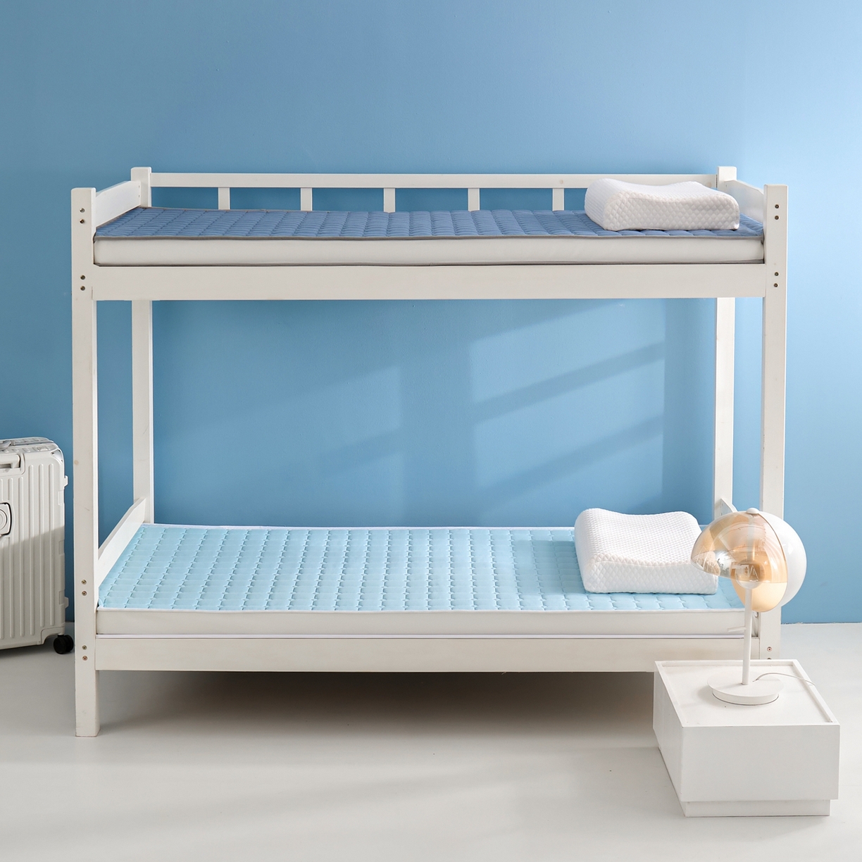 91家纺网 家纺一手货源 找家纺 娇逸家居 2026新款简约记忆海绵床垫-小床图 方格海兰