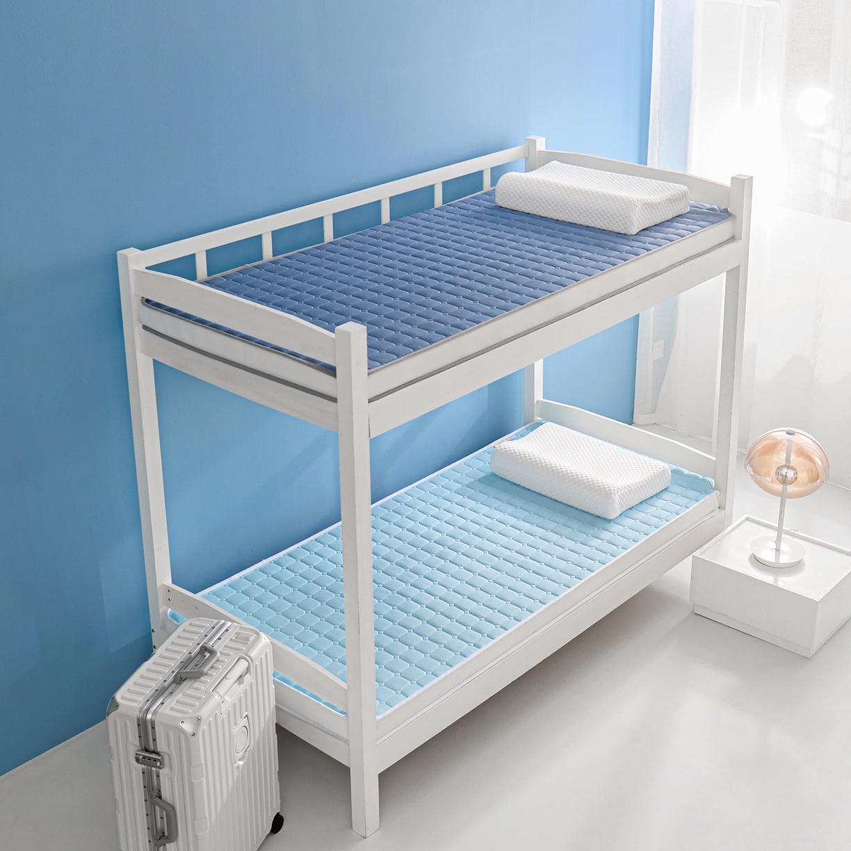 91家纺网 家纺一手货源 找家纺 娇逸家居 2026新款简约记忆海绵床垫-小床图 方格海兰