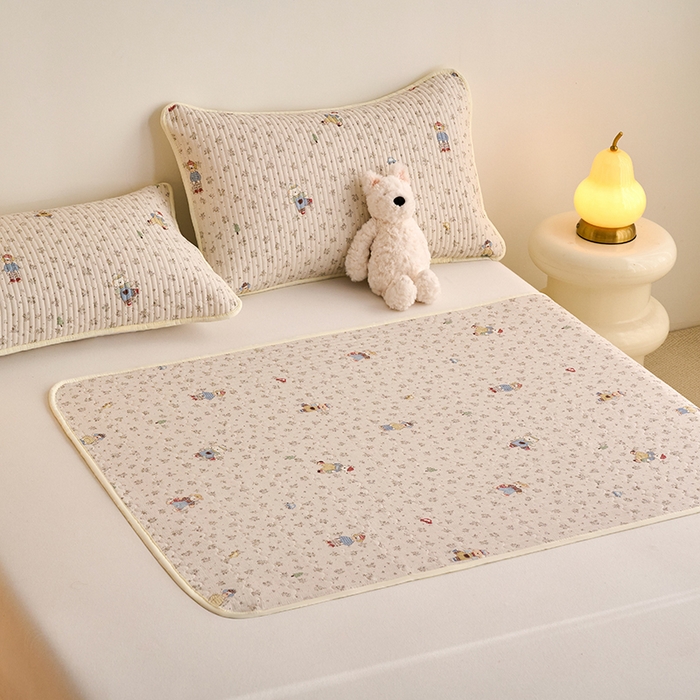 91家纺网 家纺一手货源 找家纺 X猫先生 2026新款全棉防水床垫婴童隔尿垫姨隔脏垫姨妈垫护理垫 花野小正太（FS）
