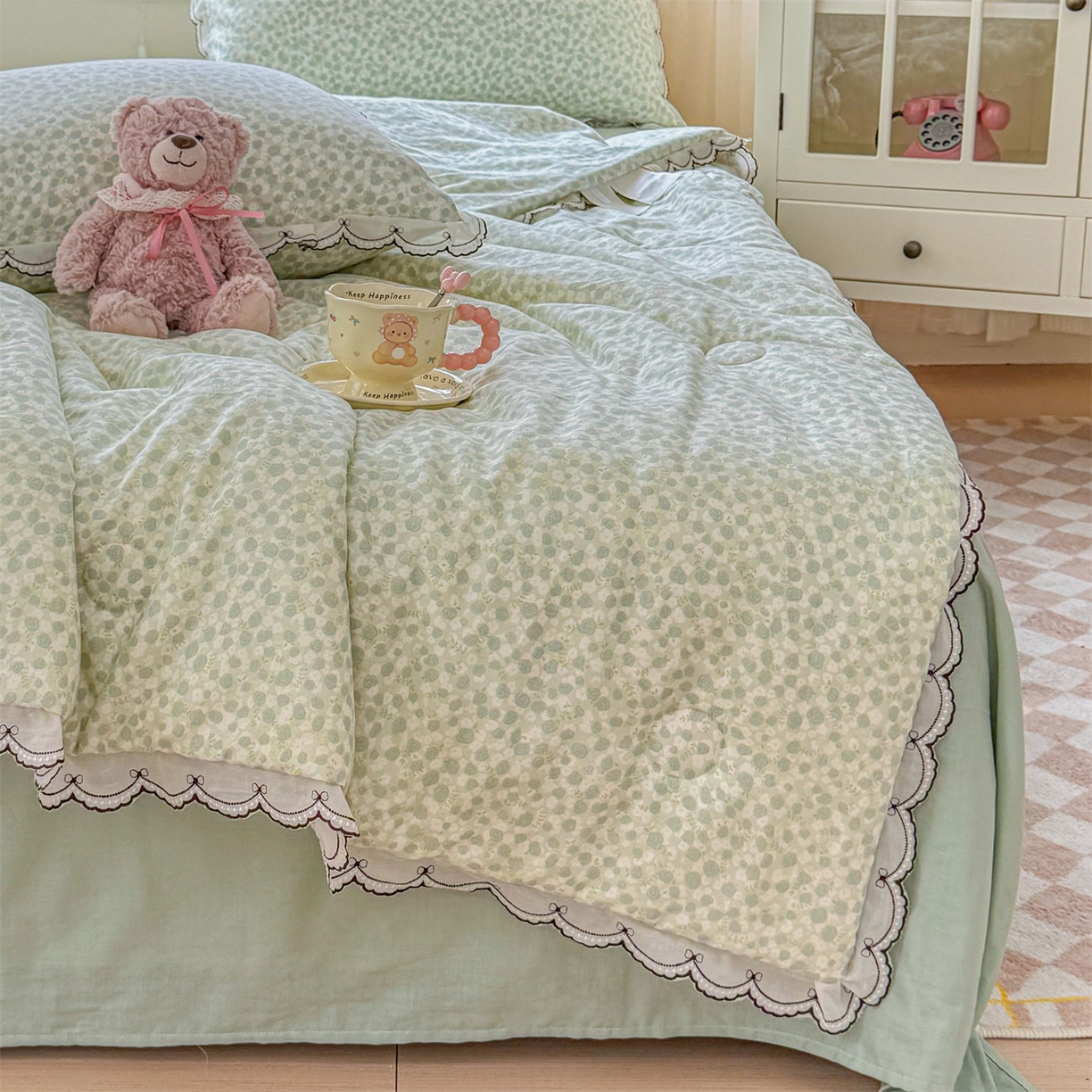 91家纺网 家纺一手货源 找家纺 被窝家纺 2026新款全棉纯棉有氧双层纱多功能夏被夏凉被空调被四件套 绿玫瑰