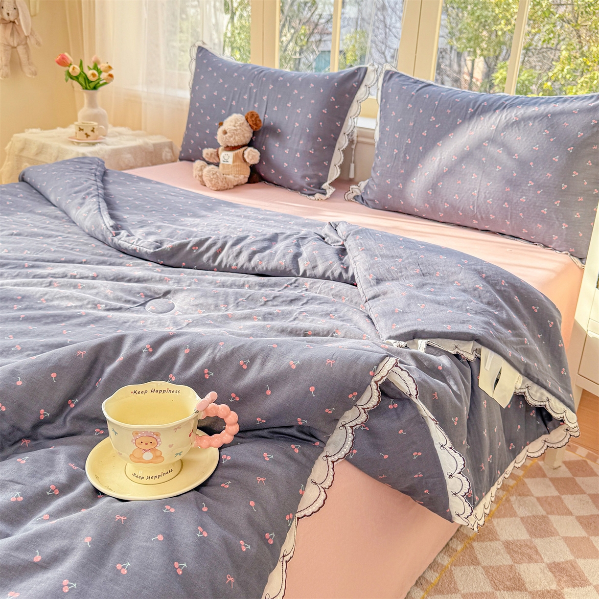 91家纺网 家纺一手货源 找家纺 被窝家纺 2026新款全棉纯棉有氧双层纱多功能夏被夏凉被空调被四件套 樱桃甜心