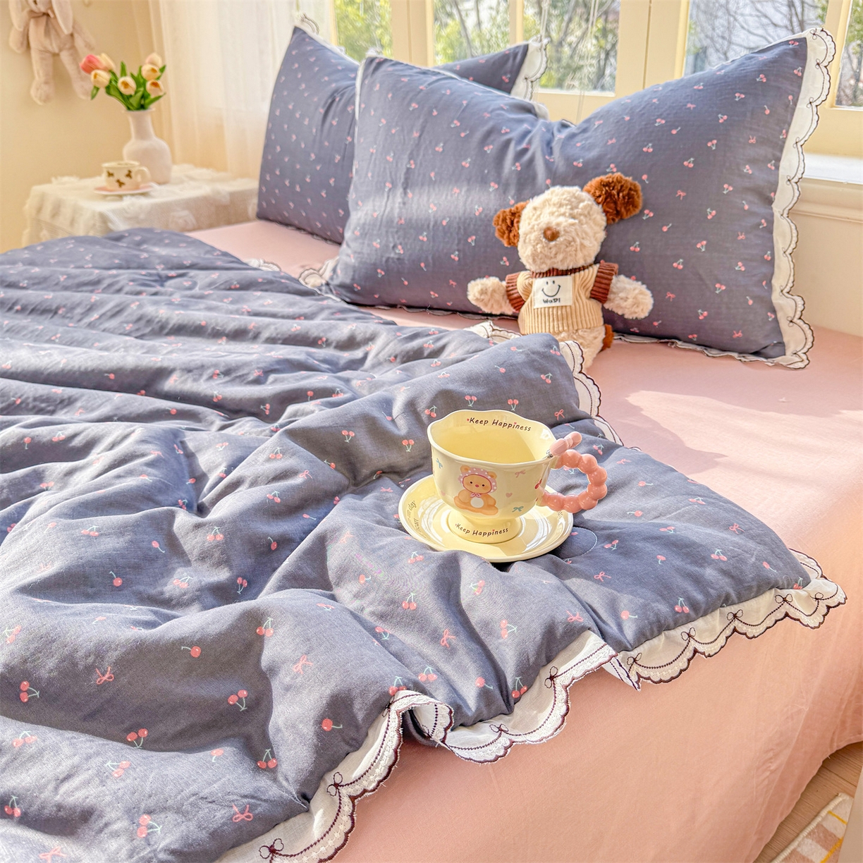 91家纺网 家纺一手货源 找家纺 被窝家纺 2026新款全棉纯棉有氧双层纱多功能夏被夏凉被空调被四件套 樱桃甜心