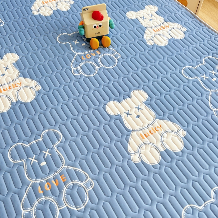 91家纺网 家纺一手货源 找家纺 能好家纺 2026春夏新款小清新乳胶床裙款凉席席子 好运熊