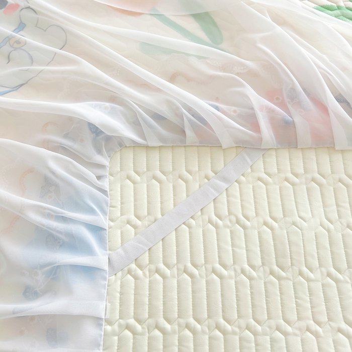 91家纺网 家纺一手货源 找家纺 能好家纺 2026春夏新款小清新乳胶床裙款凉席席子 可爱花园