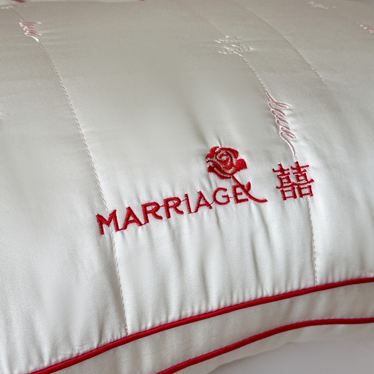 91家纺网 家纺一手货源 找家纺 （总）伟邦枕芯 2026新款婓丽玫瑰婚庆枕枕头枕芯