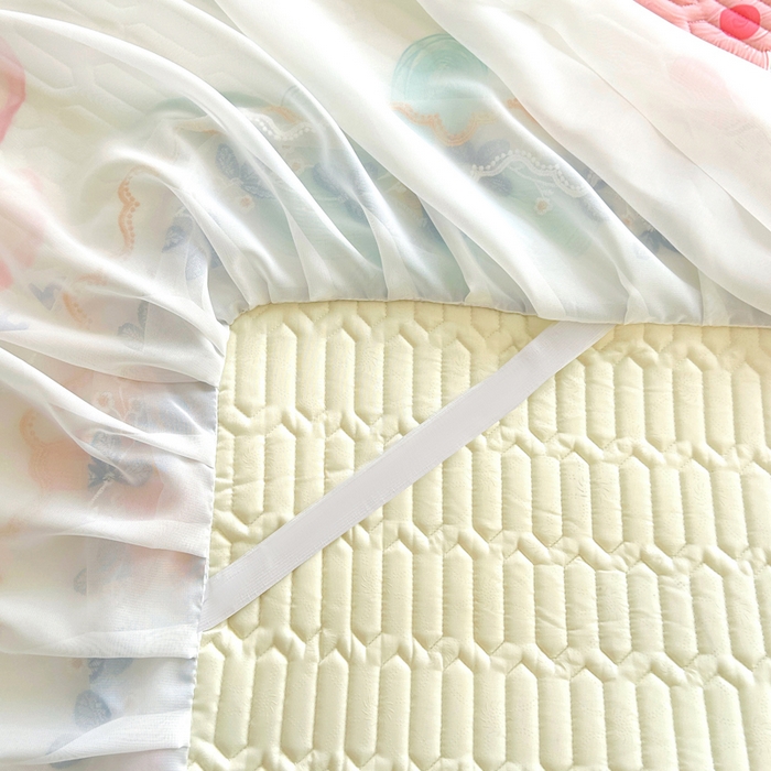 91家纺网 家纺一手货源 找家纺 能好家纺 2026春夏新款小清新乳胶床裙款凉席席子 夏韵