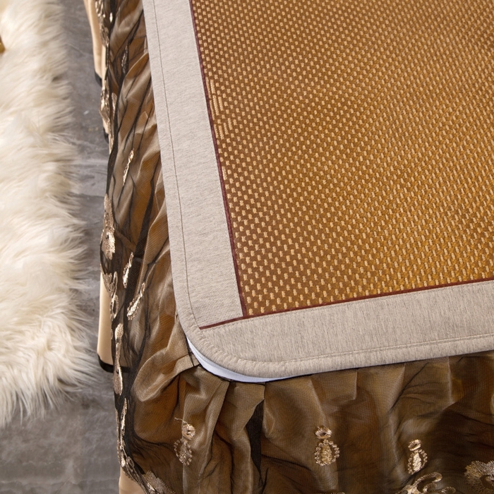 91家纺网 家纺一手货源 找家纺 能好家纺 2026春夏新款提花冰藤床裙款凉席席子 枫叶 咖