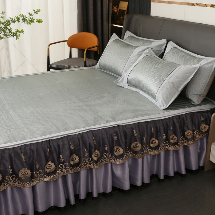 91家纺网 家纺一手货源 找家纺 能好家纺 2026春夏新款提花冰藤床裙款凉席席子 格调 灰绿