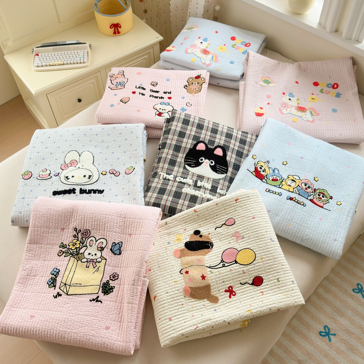 91家纺网 家纺一手货源 找家纺 （总）乐童家纺 2026新款双面纯棉水洗两用毛巾绣床盖四件套-第一波