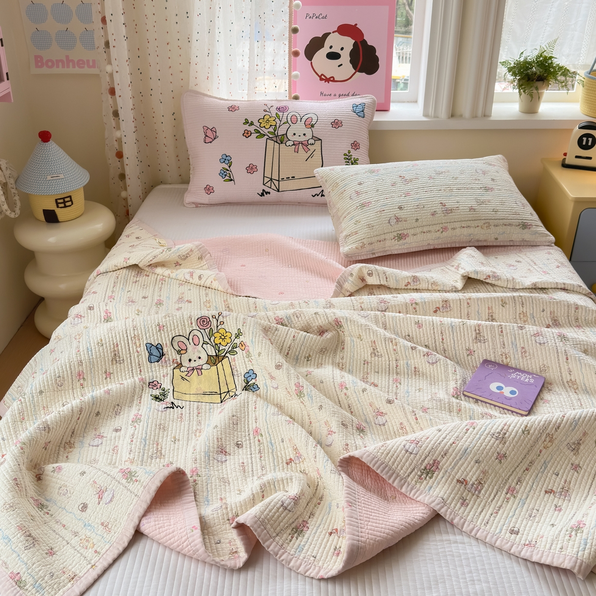 91家纺网 家纺一手货源 找家纺 乐童家纺 2026新款双面纯棉水洗两用毛巾绣床盖四件套-第一波 床盖款-小兔花园