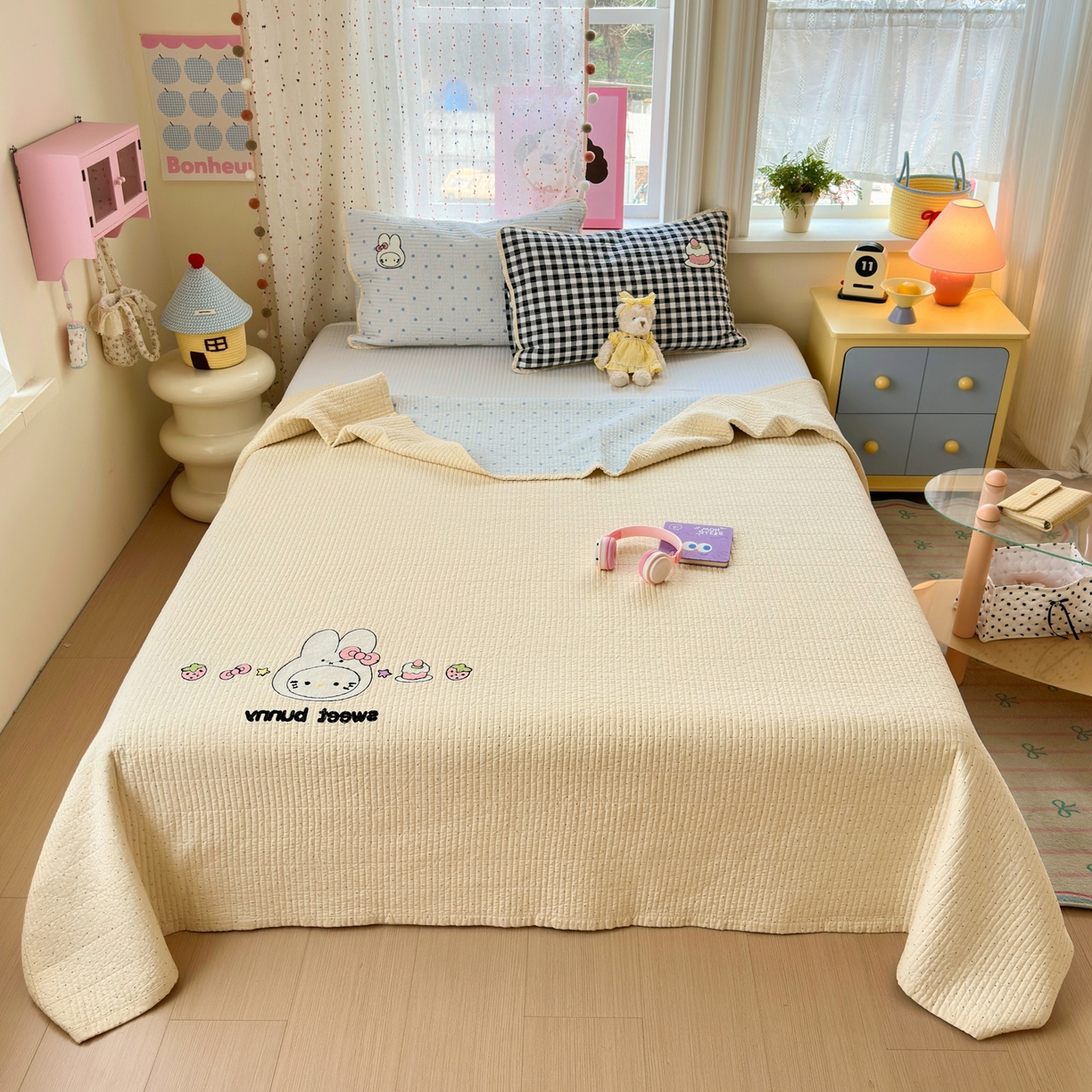 91家纺网 家纺一手货源 找家纺 乐童家纺 2026新款双面纯棉水洗两用毛巾绣床盖四件套-第一波 床盖款-米菲兔兔