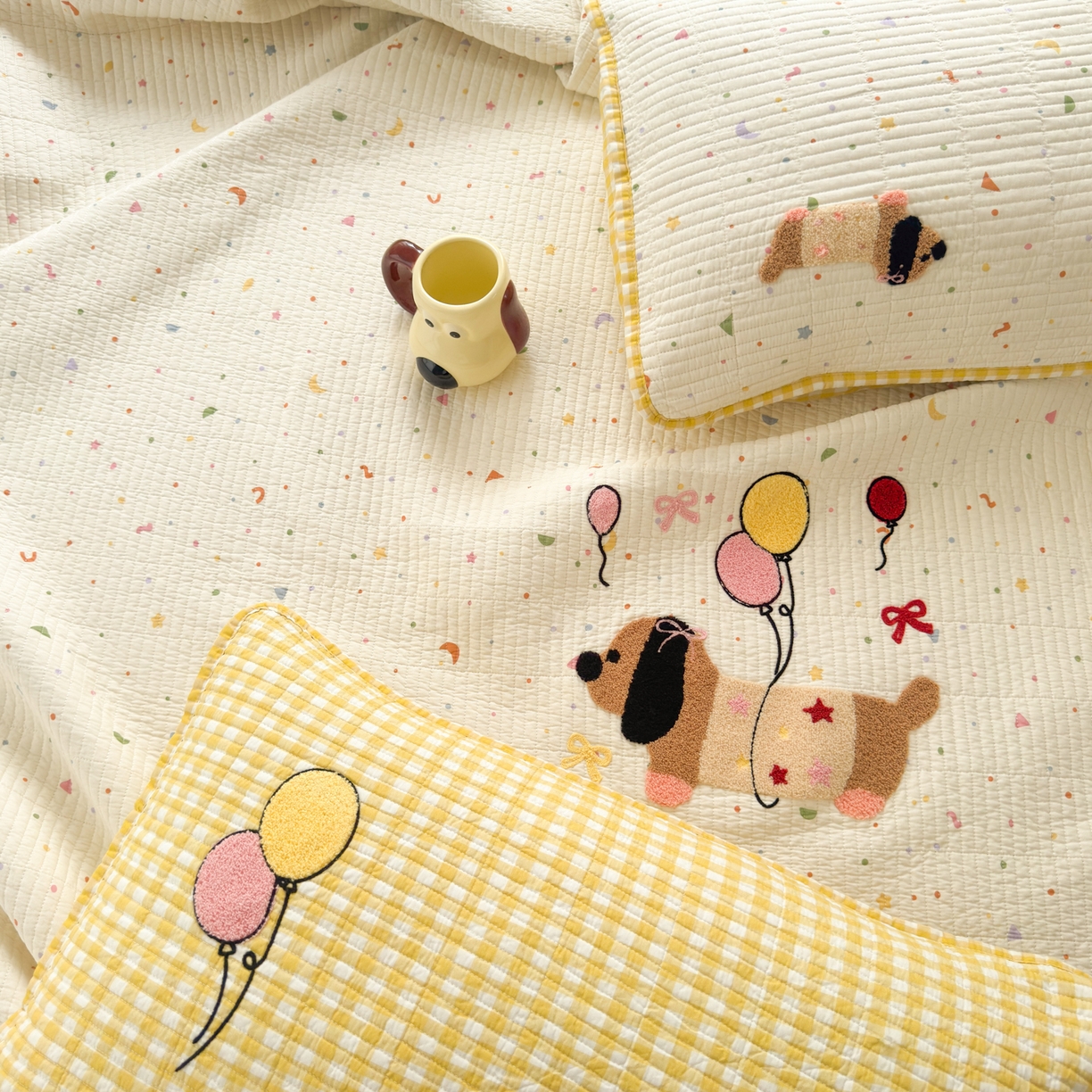 91家纺网 家纺一手货源 找家纺 乐童家纺 2026新款双面纯棉水洗两用毛巾绣床盖四件套-第一波 床盖款-气球狗