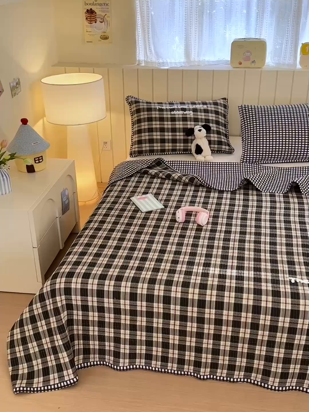 91家纺网 家纺一手货源 找家纺 乐童家纺 2026新款双面纯棉水洗两用毛巾绣床盖四件套-第一波 床盖款-格子萌猫