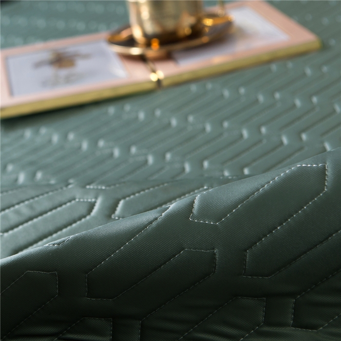 91家纺网 家纺一手货源 找家纺 能好家纺 2026春夏新款纯色+印花凉感丝乳胶凉席床裙款三件套 薄荷绿