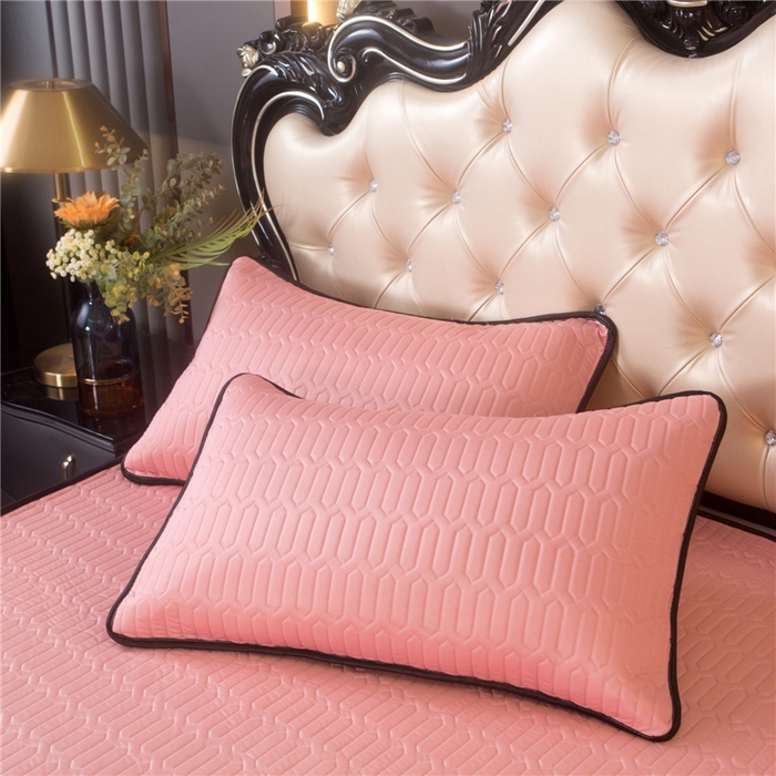 91家纺网 家纺一手货源 找家纺 能好家纺 2026春夏新款纯色+印花凉感丝乳胶凉席床裙款三件套 豆沙