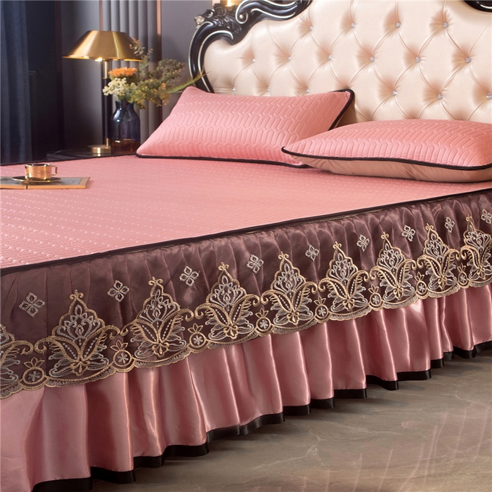 91家纺网 家纺一手货源 找家纺 能好家纺 2026春夏新款纯色+印花凉感丝乳胶凉席床裙款三件套 豆沙