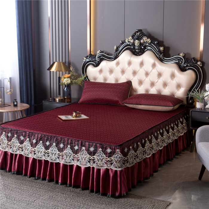 91家纺网 家纺一手货源 找家纺 能好家纺 2026春夏新款纯色+印花凉感丝乳胶凉席床裙款三件套 酒红